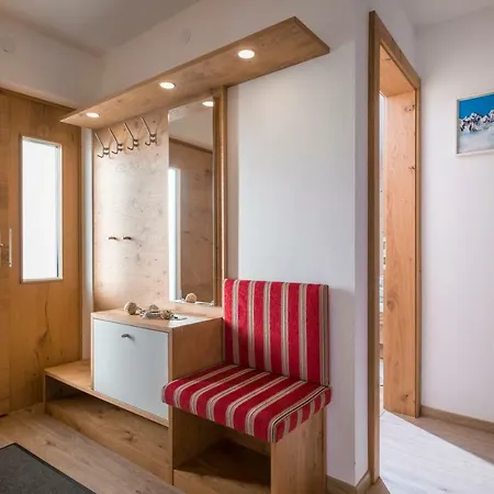 Strobl Chalet *