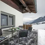 Strobl シャレー *